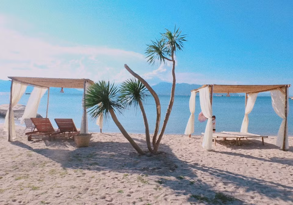 Khung cảnh đẹp của khu resort Cam Ranh khiến nhiều người phải ngỡ ngàng mà thốt lên rằng: "Đâu cứ phải đi ra nước ngoài, Việt Nam cũng vô cùng đẹp". Ảnh: resort sao biển.