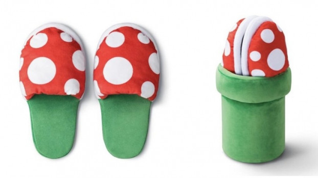 13. Đôi dép xếp thành hình cây piranha trong trò chơi Mario