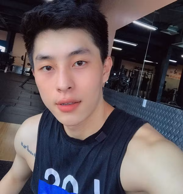 Theo chia sẻ của Lý Dương đây là lần thứ 2 những hình ảnh của bản thân được chia sẻ trên mạng xã hội.