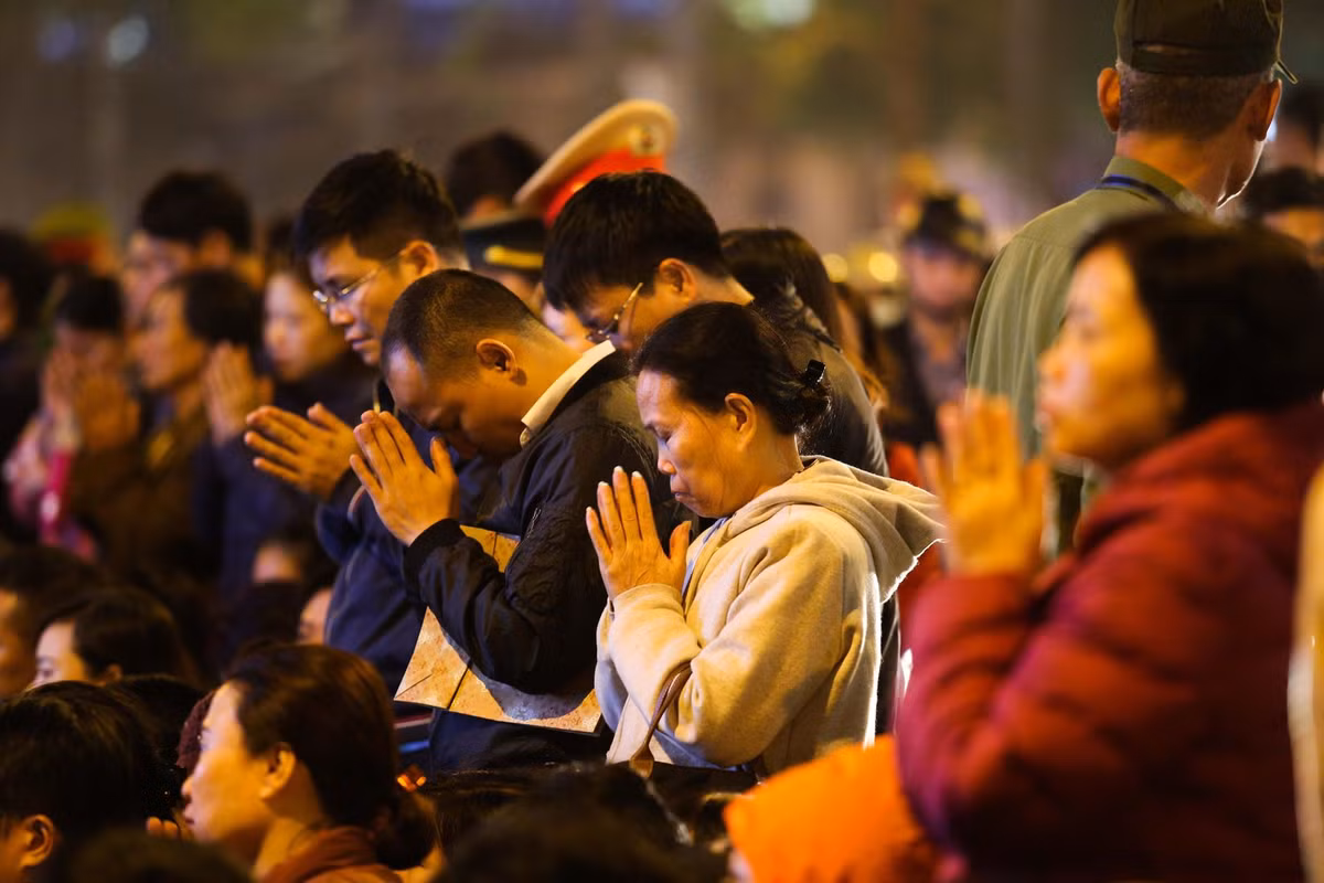 Thông thường, việc dâng sao giải hạn được thực hiện trong một số ngày tương ứng với từng sao chiếu bắt đầu từ ngày mùng 8 Âm lịch trở đi. Trong số 9 ngôi sao chiếu mệnh này thì có 3 sao xấu nhất đó là sao La Hầu, Kế Đô và Thái Bạch.