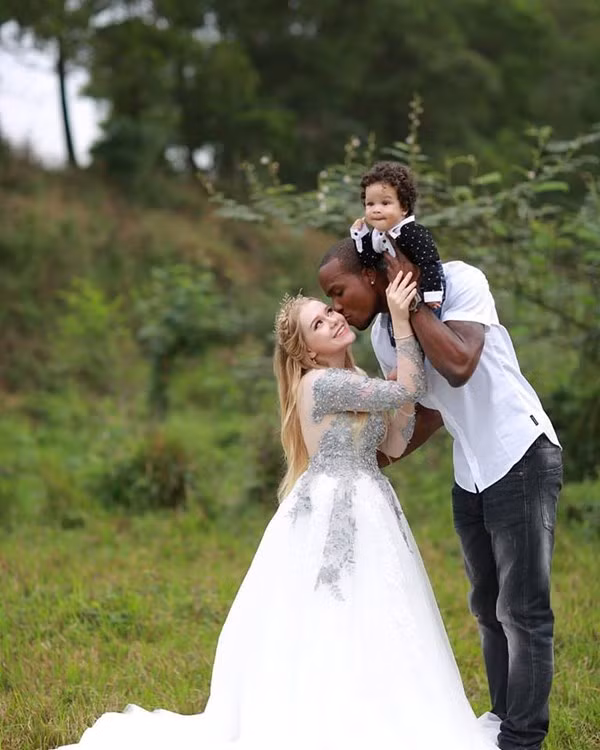 Ảnh sử dụng trong bài: Facebook nhân vật.