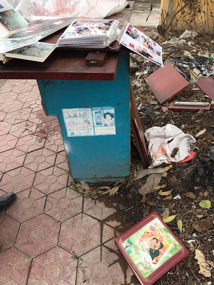 Với những đôi bạn có điều kiện thì chụp ảnh cưới có giá trị từ vài chục triệu đồng đến vài trăm là chuyện khá đơn giản vì khoảnh khắc hạnh phúc đôi lúc tiền không thể mua được. Nhưng khi tình cảm tan vỡ thì họ sẽ cảm thấy hối tiếc tại sao thời gian đó mình lại bỏ nhiều tiền đến thế để chụp với người mình không còn yêu.