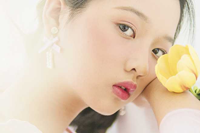 Bẵng đi một thời gian không gặp, Lâm Thanh Mỹ ở tuổi 13 đã lớn, lột xác trở thành thiếu nữ xinh đẹp, cuốn hút.