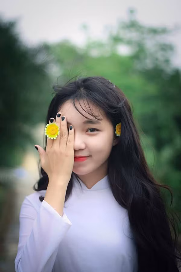 Đến thời điểm hiện tại, Như Ngọc luôn cập nhật kiến thức tiếng Anh không ngừng và đây chính là người bạn đồng hành không thể thiếu trên con đường nghệ thuật mà mình sẽ theo đuổi trong tương lai.