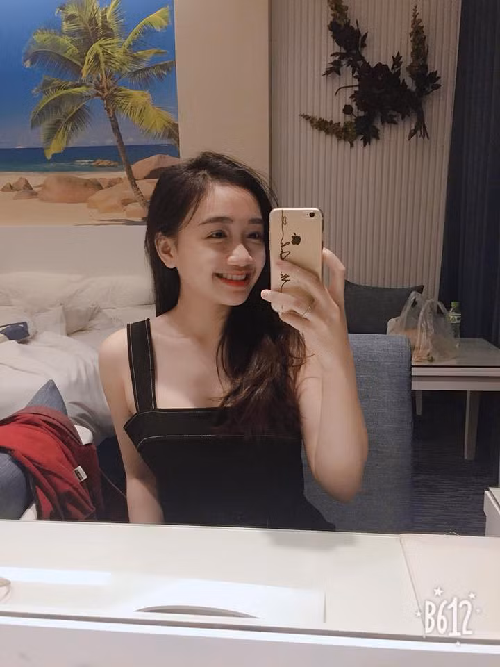 Mọi thứ chỉ khá hơn với Chiêu Anh khi tình cờ nữ sinh được làm quen và dành sự yêu thích cho việc tập gym. Kết quả là cô bạn đã giảm được gần 20 kg, số đo 3 vòng cũng về với con số chuẩn 84-62-94.