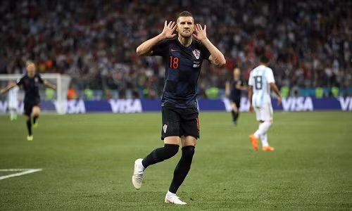Truc tiep Argentina 0-3 Croatia: Vu cong Tango thua tham ngay Messi 