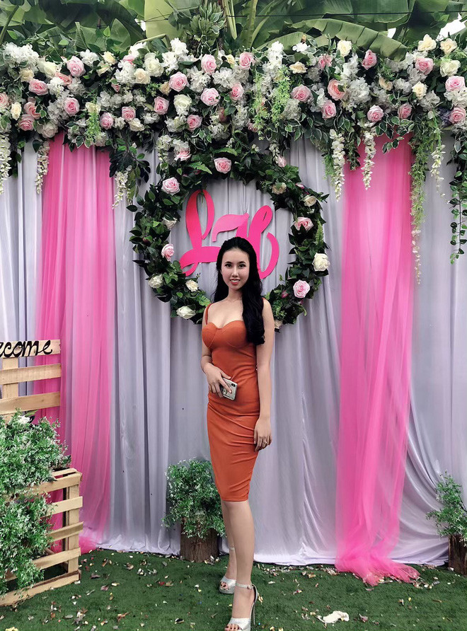 Hành trình nỗ lực để dậy thì thành công của nữ sinh 9X Sài thành khiến dân mạng "ngả mũ bái phục".