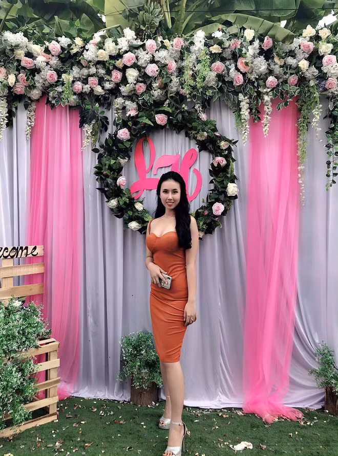 Hành trình nỗ lực để dậy thì thành công của nữ sinh 9X Sài thành khiến dân mạng "ngả mũ bái phục".