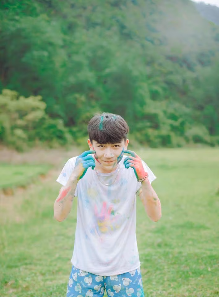 Tinh nghịch đúng với lứa tuổi và những tài lẻ, chàng trai Minh Hiếu là niềm mơ ước của nhiều chị em trên mạng xã hội.