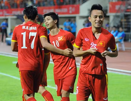 U23 VN - U23 Lao: Doan quan do tiep tuc da chien thang-Hinh-2