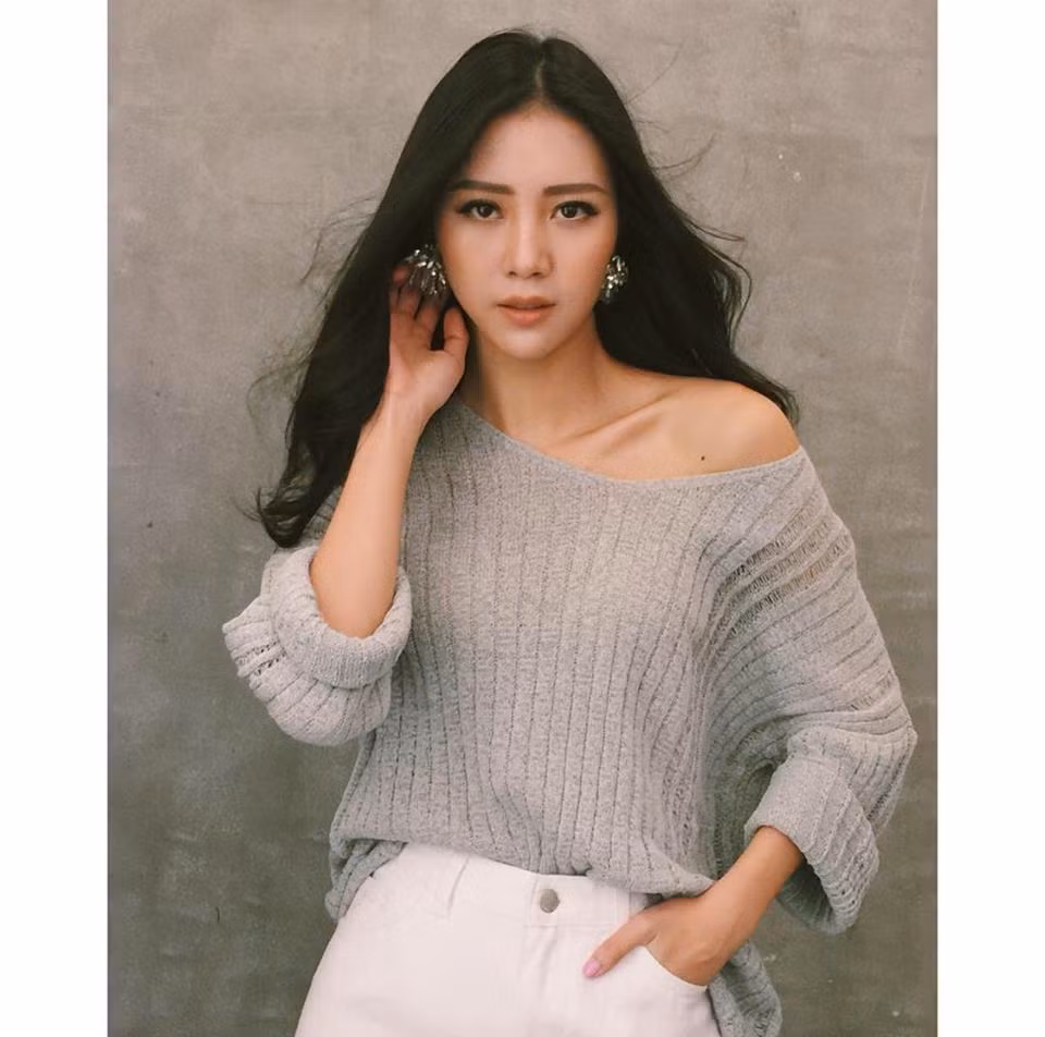 Mới đây, Jun Vũ đã khiến nhiều người bất ngờ khi quyết định rời Việt Nam để sang Hàn Quốc sinh sống và làm việc cho hãng hàng không quốc gia xứ sở Kim Chi là Korean Airline.