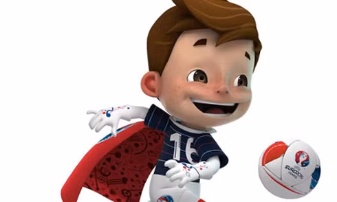 Linh vật của VCK Euro 2016 đã làm nhiệm vụ đầu tiên khi xuất hiện trong trận giao hữu giữa Pháp và Thụy Điển. Ảnh sử dụng trong bài: UEFA.com