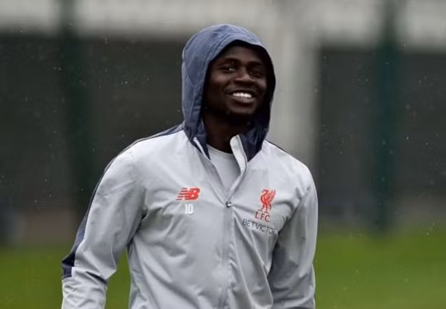 Tiền đạo Sadio Mane đã có những chia sẻ về tương lai giữa tin đồn sẽ gia nhập Real Madrid và trong tuyên bố này, cầu thủ của Liverpool khiến "nhà trắng" phiền lòng.
