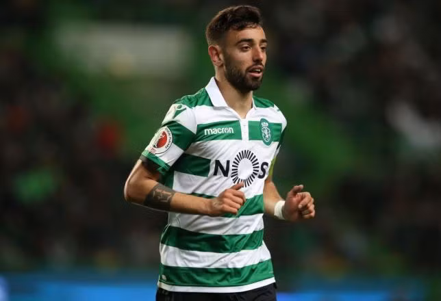 Chuyển nhượng bóng đá từ The Sun, Fernandes lọt vào mắt xanh của MU Sau 1 mùa giải thất vọng, Quỷ Đỏ cần bản hợp đồng này để cải tổ mạnh mẽ khu vực giữa sân.