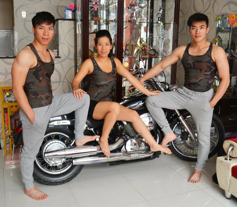 Ba chị em Quốc Cơ - Quốc Nghiệp - Mỹ Phụng rất gắn bó.