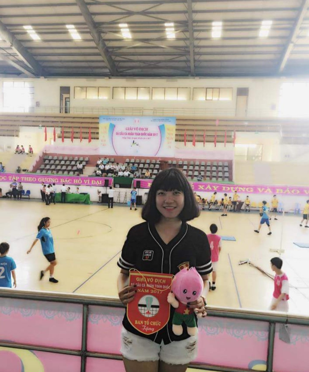 Nhận được sự quyên góp của đồng nghiệp và bạn bè, Huyền Trang một lần nữa được tiếp thêm năng lượng để chiến thắng bệnh tật và tiếp tục nuôi dưỡng khát vọng sống.