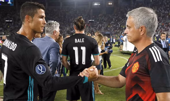 MU có cơ hội lớn đón người con cũ CR7 trở lại "mái nhà xưa" Old Trafford ở kỳ chuyển nhượng vừa qua. Tuy nhiên, Mourinho đánh giá bản hợp đồng sẽ không mang lại nhiều lợi ích về kinh tế.