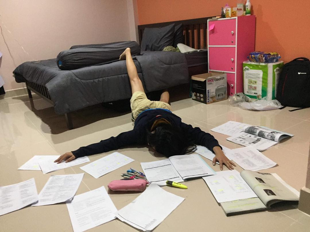 Một trong những người khởi xướng trào lưu chế "ngã sấp mặt" phiên bản học đường