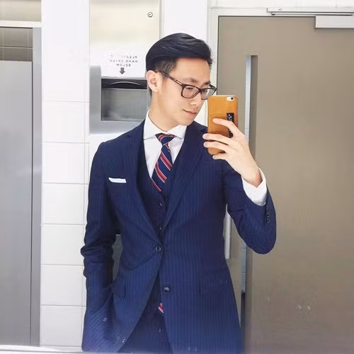 Hiện tại “Nam thần người Việt đẹp trai” đang là sinh viên trường Đại học Monash, Australia, học ngành Truyền thông và Nghiên cứu điện ảnh. Rocker Nguyễn thường xuyên đi lại giữa Australia và Đài Loan để vừa học, vừa làm thêm nhiều công việc.