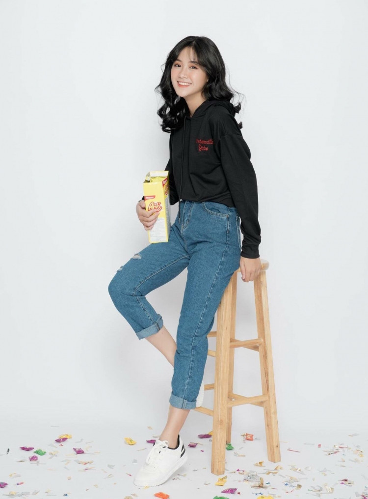 Những ngày đầu, Thanh Hoan gặp khá nhiều khó khăn như cách pose dáng, việc đi lại trong buổi chụp và sắp xếp thời gian cho việc học. Đôi khi phải giấu bố mẹ để đi chụp… Đã 2 năm trôi qua kể từ ngày quyết định theo nghề, bố vẫn chưa thực sự đồng ý dù không ngăn cấm.