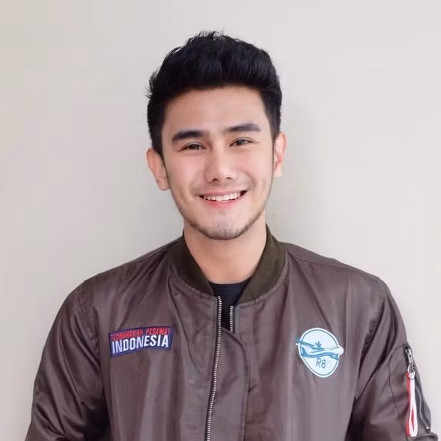 Cùng ngắm nhìn hình ảnh bé trai sơ sinh thừa hưởng hình hài soái ca từ ông bố bác sĩ nổi tiếng điển trai. Ảnh sử dụng trong bài: Instagram nhân vật.