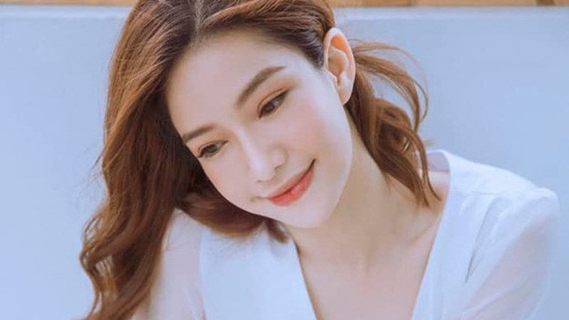 Sau khi công khai toàn bộ hình ảnh của quá trình phẫu thuật thẩm mỹ và thành quả hiện tại, Lưu Đê Ly đã nhận được nhiều lời khen từ bạn bè, người hâm mộ.