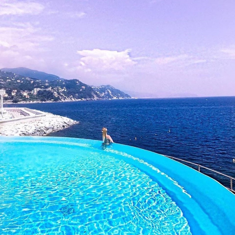 Hội con nhà siêu giàu chọn lối sống hưởng thụ tại những resot, khu nghỉ dưỡng cao cấp, biệt thự dát vàng của thủ đô Budapest và khắp nơi trên thế giới.