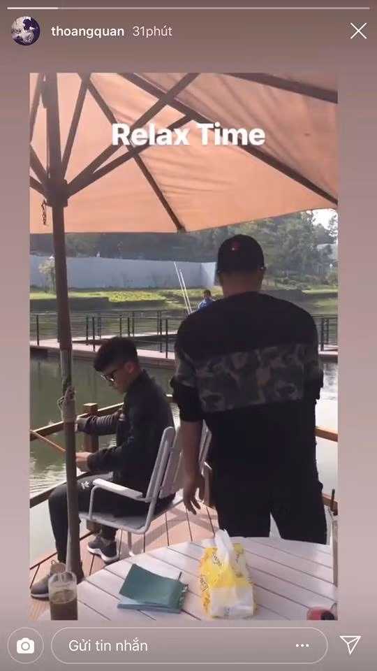 Trước những tin đồn của dân mạng, cả Quang Hải và Nhật Lê đều không có bất cứ phản hồi nào về việc này trên trang cá nhân khiến sự việc càng được nhiều người tin hơn.