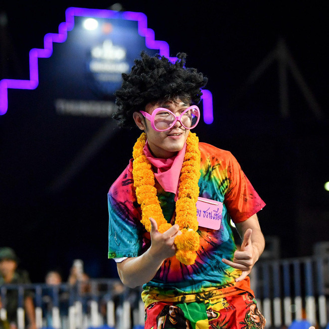 Có người thắc mắc hẳn đây chính là hình ảnh "Trường Playboy" giống như nickname Instagram anh chàng tự đặt cho mình.