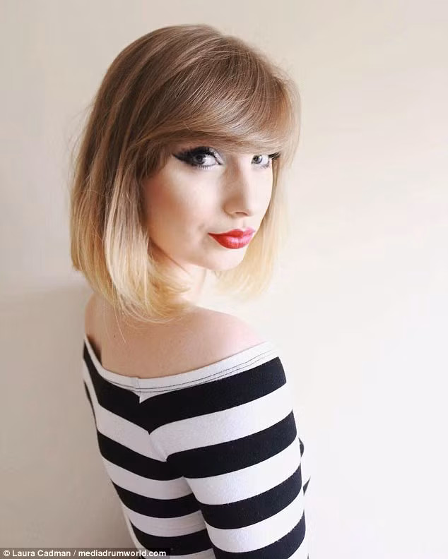 Ngay sau khi xuất hiện, trang cá nhân của Laura được rất nhiều fan của Taylor Swift tiếp cận và yêu cầu chụp ảnh. Những bức hình của 9X nước Anh cũng thu hút chú ý trên mạng xã hội với nhiều bức ảnh với ngoại hình không khác gì ngôi sao sinh năm 1989.