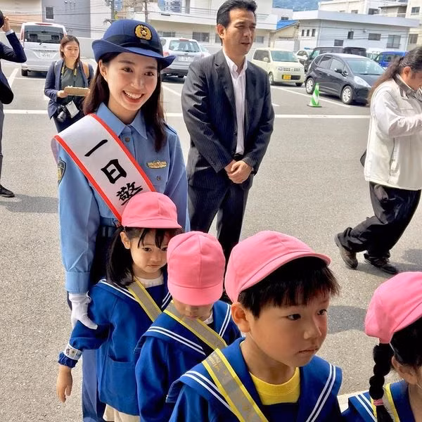 Bat ngo hot girl Viet la “canh sat truong” o Nhat Ban