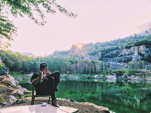 Ma Thiên Lãnh còn được ví “Đà Lạt thu nhỏ của vùng Đông Nam Bộ”, bởi không khí nơi đây rất trong lành, yên bình, tĩnh lặng, thảm thực vật xanh tốt.