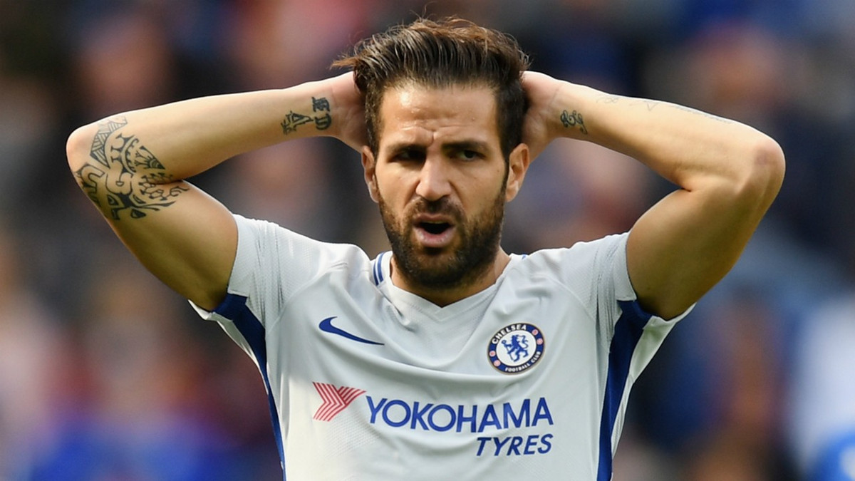 Chuyển nhượng bóng đá từ London, Chelsea sắp mất trắng Cesc Fabregas khi hợp đồng của cầu thủ Tây Ban Nha này sẽ đáo hạn vào cuối mùa giải.