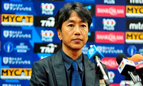 HLV Miura hai long voi ket qua tran tranh HCD