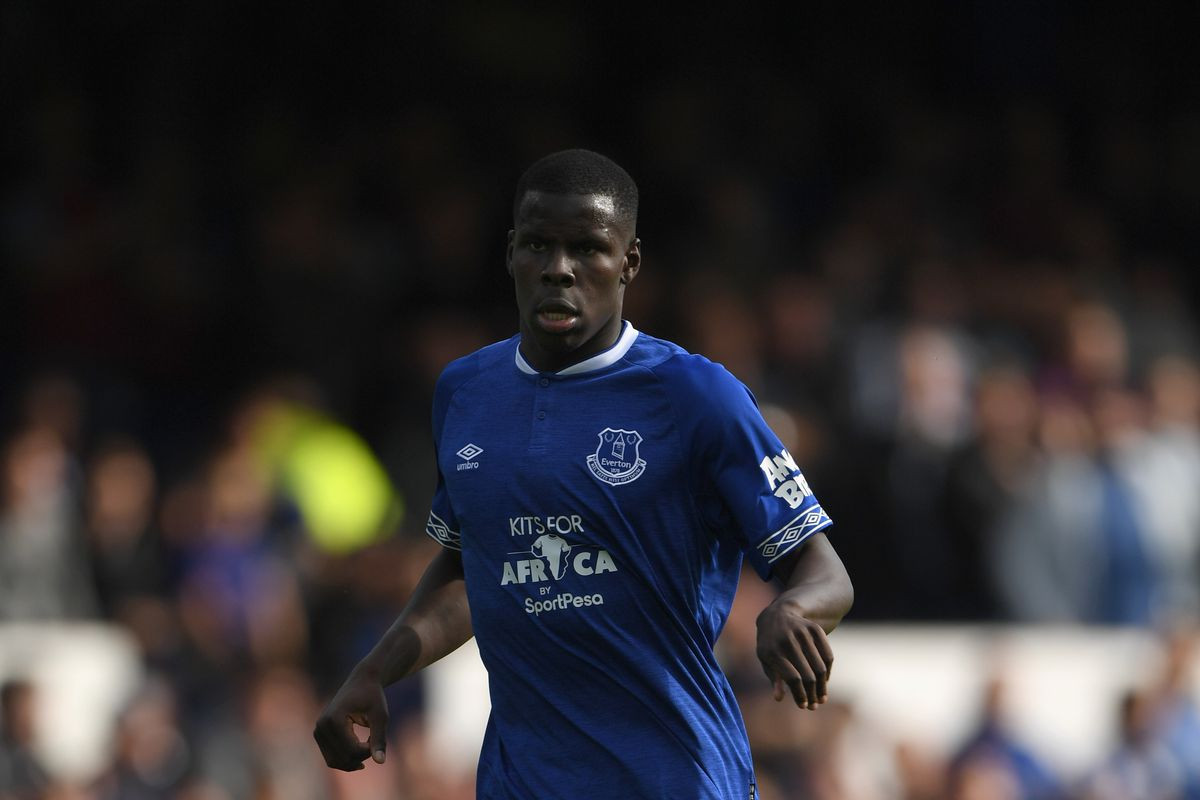 Arsenal đang rất cần chiêu mộ thêm những nhân tố mới để phục vụ cho tham vọng mùa tới của mình. Và mới đây, tờ Express đã đưa tin khẳng định huấn luyện viên Unai Emery đã gửi thượng tầng đội bóng hai cái tên mình muốn có ở kỳ chuyển nhượng Hè tới, đó là bộ đôi trung vệ Toby Alderweireld của Tottenham cùng Kurt Zouma của Chelsea.