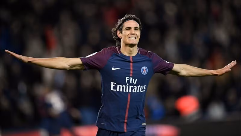 Phương án đổi Edinson Cavani với Edin Dzeko của PSG đã bị AS Roma từ chối.