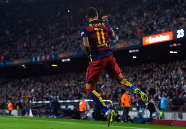 Sieu sao bong da choi “trai keo” thanh danh nhat the gioi