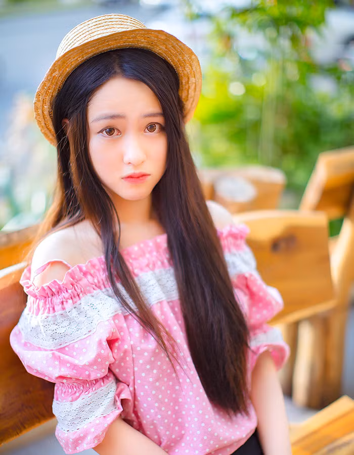 Nhờ ngoại hình nổi bật mà Bảo My đã mạnh dạn thử sức với nghiệp diễn xuất khi xuất hiện trong một số bộ phim ngắn hay những MV ca nhạc.