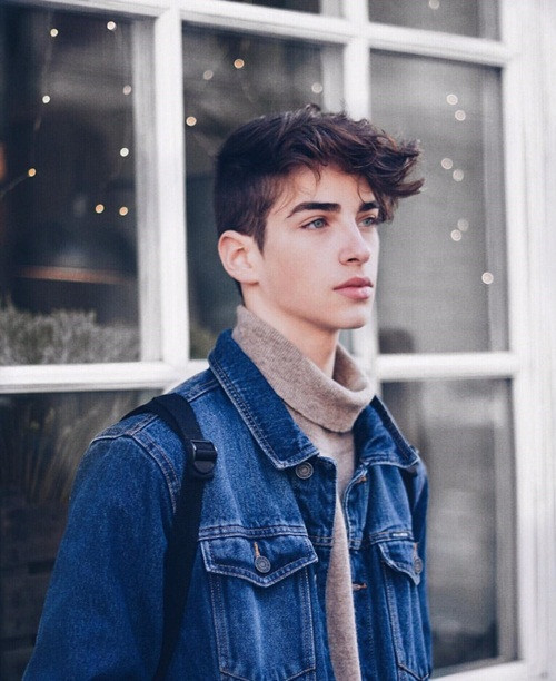 Chưa dừng lại ở kênh Youtube cá nhân, Manu Rios còn sở hữu trang Instagram với hơn 100.000 người theo dõi.