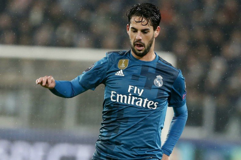 Arsenal đang làm mọi cách có thể để giúp HLV Unai Emery có được đội hình tối ưu cho mùa giải mới kể cả chi 70 triệu bảng để có Isco.