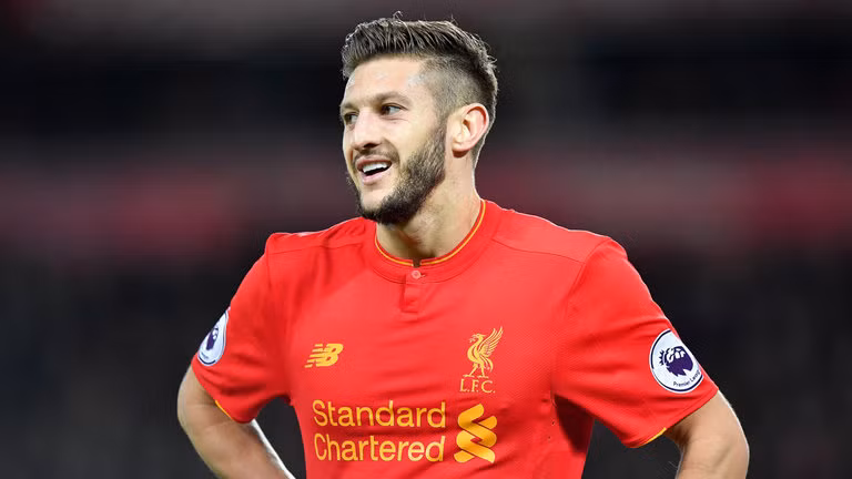 Lallana đem tin vui cho Liverpool: Tiền vệ Adam Lallana chưa thi đấu cho Liverpool trong mùa giải này vì gặp chấn thương đùi. Tuy nhiên, cầu thủ người Anh đang có dấu hiệu hồi phục tích cực khi đã tham gia trọn vẹn buổi tập ngày hôm nay cùng những cầu thủ như Alex Oxlade-Chamberlain và Daniel Sturridge.