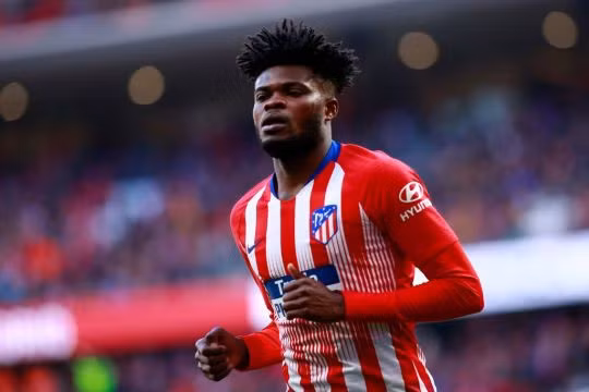 Thời gian gần đây, thông tin MU theo đuổi Thomas Partey của Atletico Madrid mọc lên liên tục.