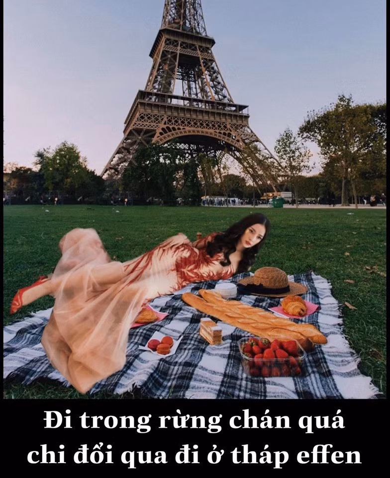 Hú hồn có cái tháp Eiffel còn nguyên mà Chi Pu không hề đổi dáng.
