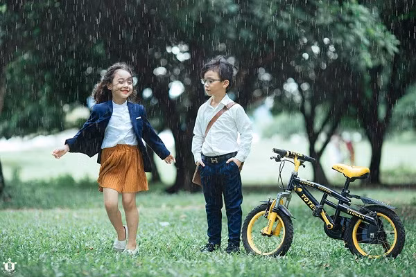 Vừa ra lò, bộ ảnh này đã nhận được rất nhiều sự quan tâm, chia sẻ của các thành viên mạng. Đặc biệt, đã có rất nhiều lời khen ngợi dành cho diễn xuất nhập tâm cũng như tạo hình không khác gì bản gốc.