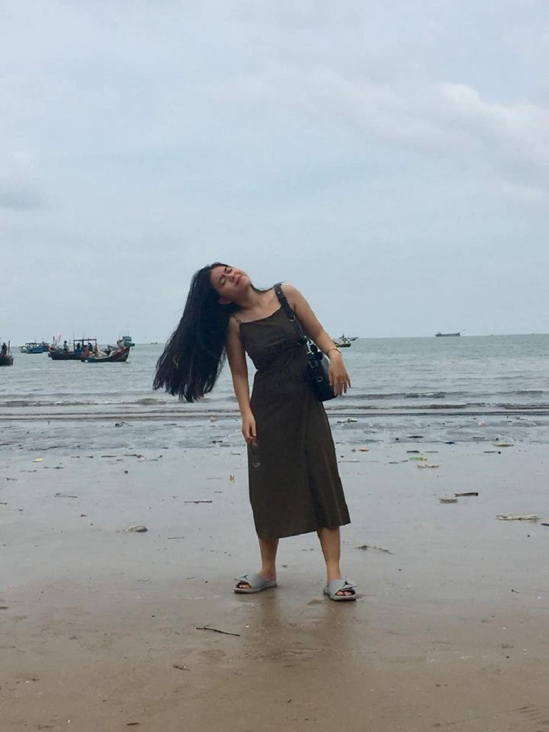 Vậy nên là lần sau nếu có ý định nhờ bạn trai chụp ảnh thì các cô gái cân nhắc thật kĩ nhé các cô gái, kẻo lại rơi vào những tình huống dở khóc dở cười như trường hợp của nickname M.T mới đây đăng tải trên MXH.