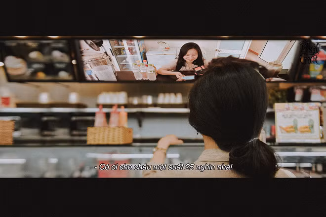 Lời nhắn nhủ đầy ý nghĩa: Sau khi ra trường, cuộc sống của mỗi người có thể sẽ có nhiều ngã rẽ khác nhau, ai cũng sẽ tự bước đi theo con đường mà mình đã chọn.