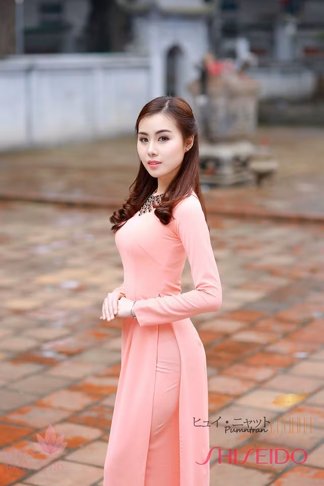 Những nữ sinh Học viện Ngoại giao không chỉ tài năng, giỏi giang mà còn sở hữu vẻ đẹp khiến nhiều người phải mê mẩn ngắm nhìn.