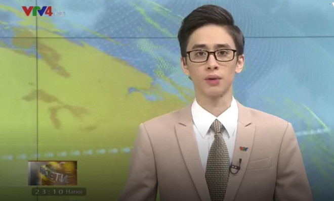 Daniel Shulyndin, năm nay tròn 20 tuổi, là người lai Nga - Việt và hiện đang sinh sống tại Hà Nội.