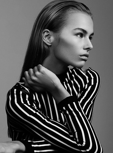 Vẻ đẹp của AnneKee được đánh giá cao vì sự tự nhiên và thuần khiết.