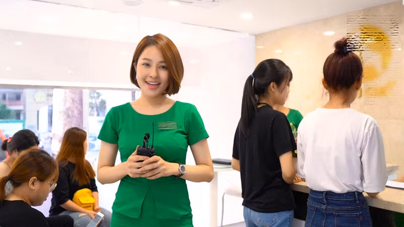 Tháng 4/2019, vụ lộ clip nóng khiến hot girl Trâm Anh gần như mất tích. Tất cả mọi hoạt động nghệ thuật, kinh doanh của cô nàng gốc Thanh Hóa bị tạm dừng.